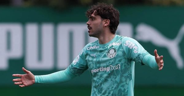 Maurício fala em corrigir erros ofensivos após empate no clássico com 2 jogadores a mais