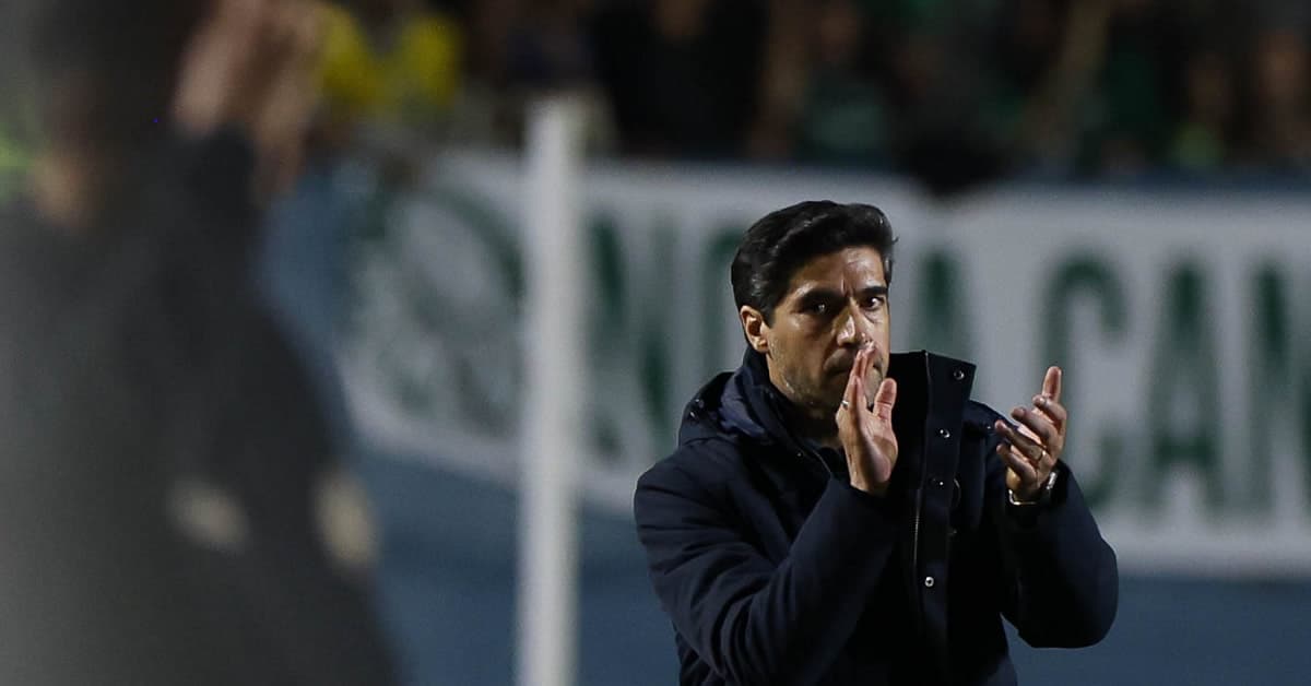 Abel elogia reservas em goleada do Palmeiras: "Têm meu respeito"