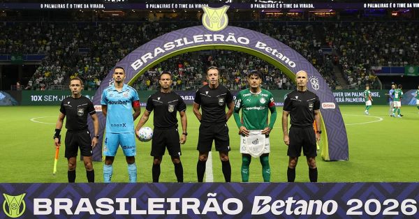 Qual era a pontuação do Palmeiras após 14 jogos nos últimos Brasileiros?