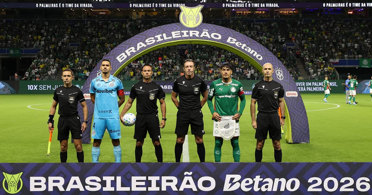 Qual era a pontuação do Palmeiras após 14 jogos nos últimos Brasileiros?