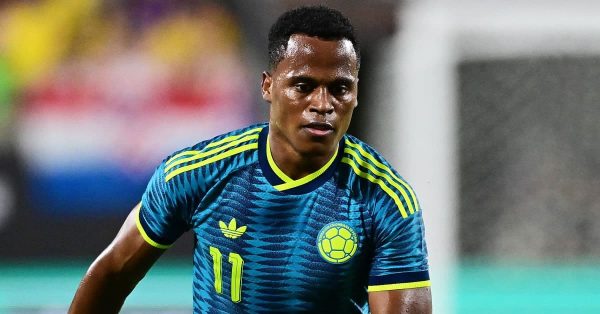 Vídeo: Arias decide último amistoso da Colômbia antes da Copa