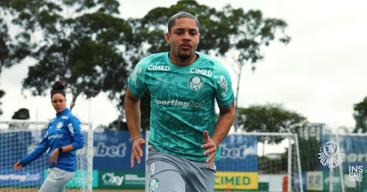 Palmeiras atualiza situação médica de Vitor Roque: "Excelente processo de evolução"