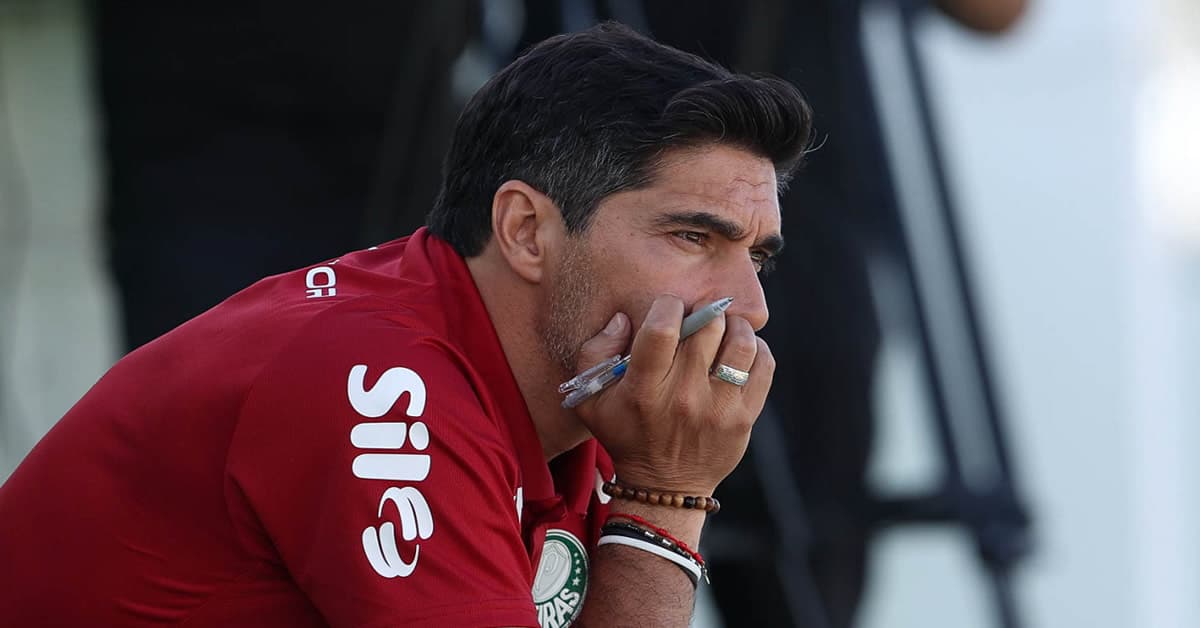 "O descanso acabou": Abel promete Palmeiras focado e destaca integração com a base