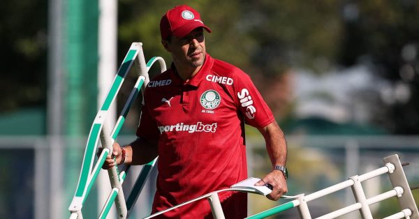 Palmeiras tem três desfalques certos para primeiro jogo depois da Copa