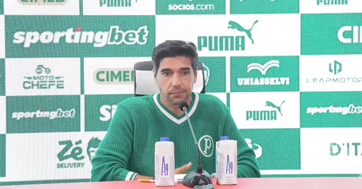 Vídeo: coletiva do Abel após vitória sobre o Vitória
