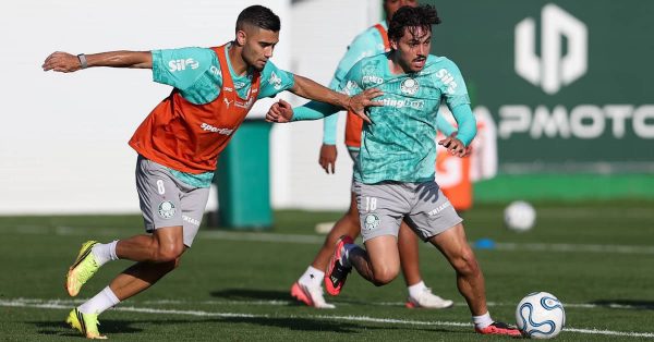 Palmeiras faz treino tático na véspera do jogo contra o Santos; veja provável escalação