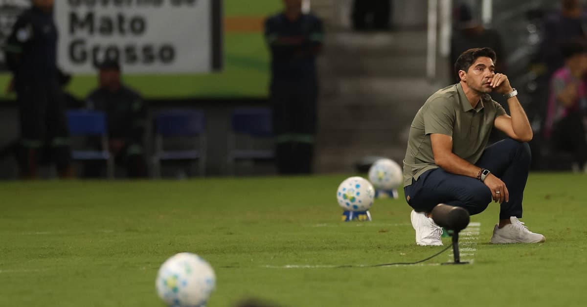 Abel assume responsabilidade por derrota do Palmeiras: "Não consegui mobilizar"