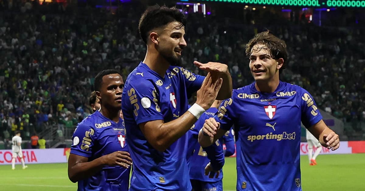 Palmeiras faz 3 a 0 no Santos e fica mais perto da semifinal da Copa do Brasil