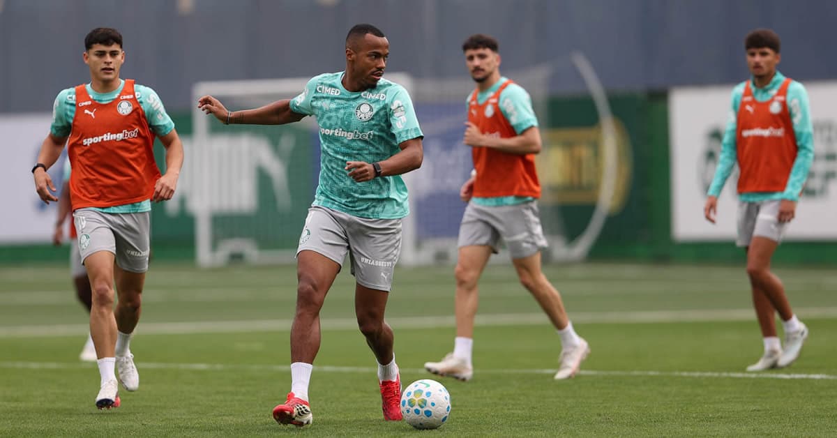 Palmeiras faz treino tático na véspera do jogo contra o Fortaleza; veja possível escalação