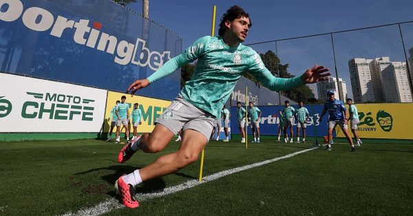 Maurício admite má fase do Palmeiras e vê jogo contra o Cerro como oportunidade por virada