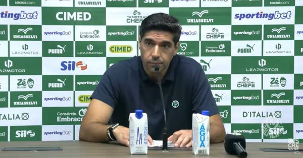 Vídeo: coletiva do Abel após empate com o Santos