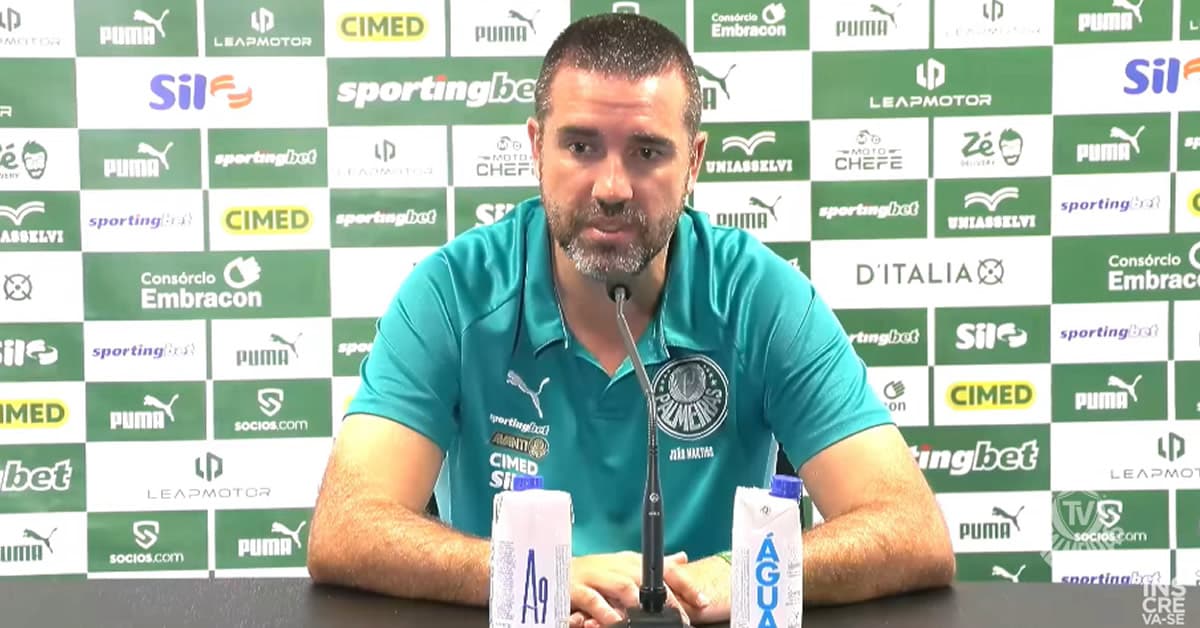 Vídeo: coletiva do João Martins após empate com o Grêmio