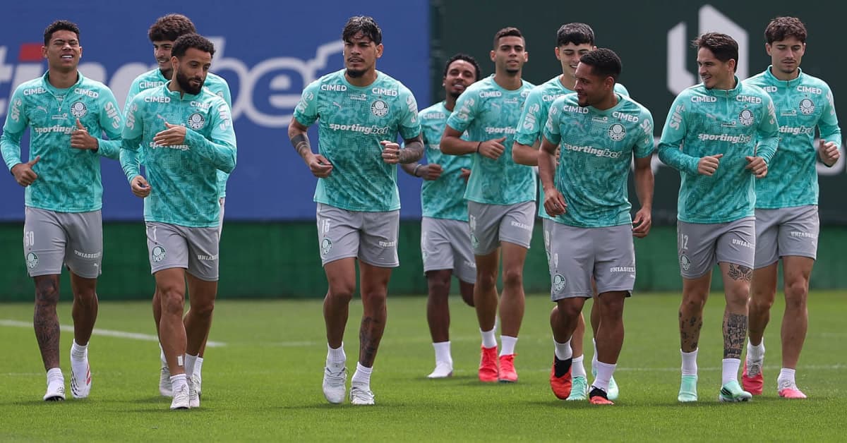 Palmeiras inicia preparação para enfrentar o Grêmio; veja possível escalação