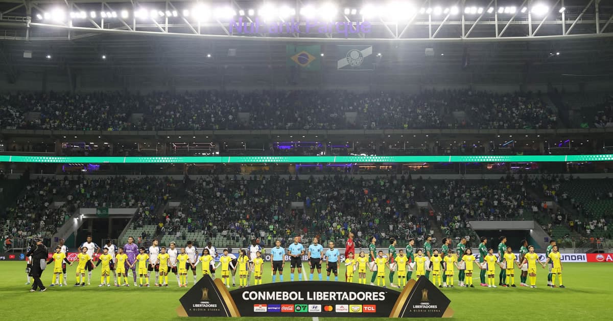 Palmeiras reencontra LDU dez meses depois da "noite mágica"; relembre a escalação