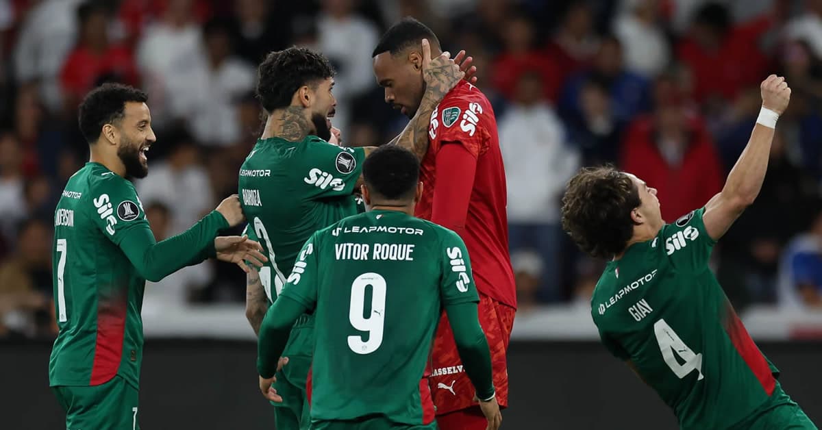 Palmeiras leva a virada da LDU no fim mas leva a melhor nos pênaltis e vai à semifinal da Libertadores