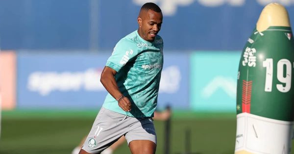 Marlon Freitas vê desempenho contra o Grêmio como referência para reta final da temporada: “16 finais”