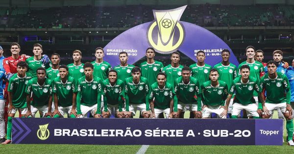 Palmeiras pipoca em casa, perde para o Vasco e fica com o vice do Brasileirão Sub-20