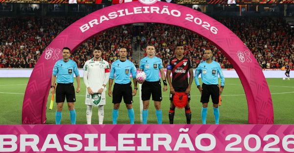 Qual era a pontuação do Palmeiras após 31 jogos nos últimos Brasileiros?