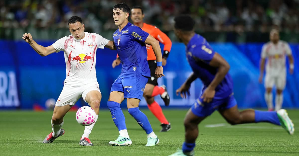 Palmeiras joga bem, vence o Red Bull Bragantino e dorme na liderança do Brasileirão