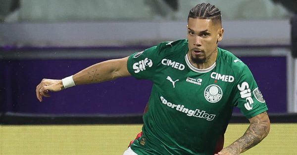 Boa notícia: exame descarta fratura, e Paulinho já inicia tratamento